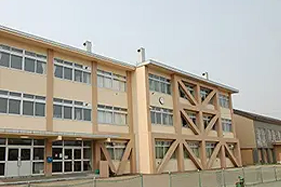 登別市立鷲別中学校