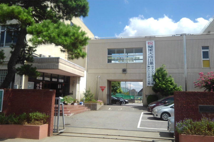 川口市立戸塚中学校