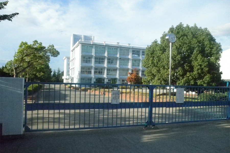 三木市立緑が丘中学校