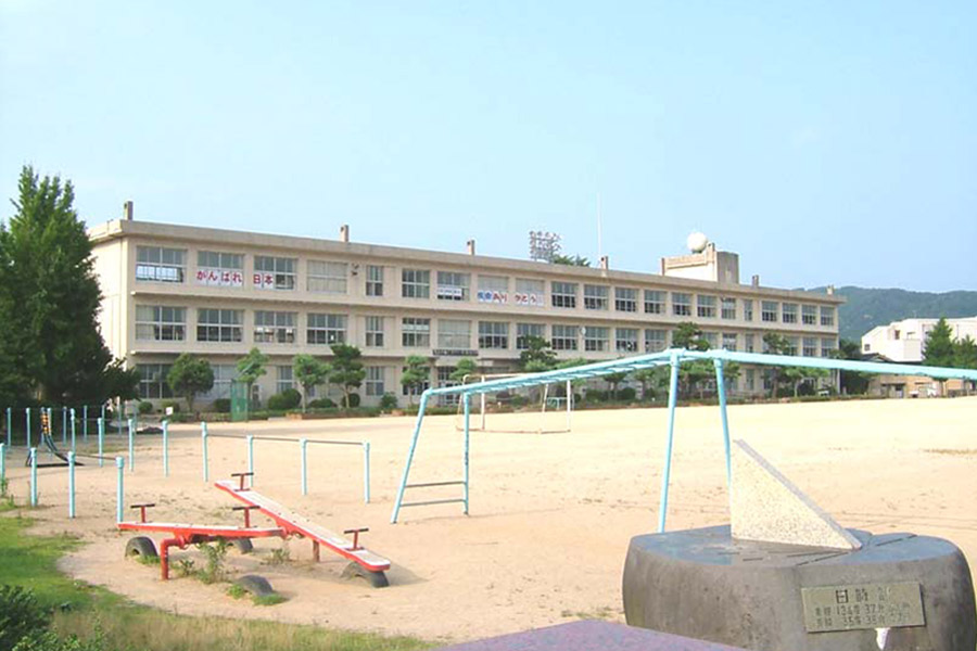 香美町立香住小学校
