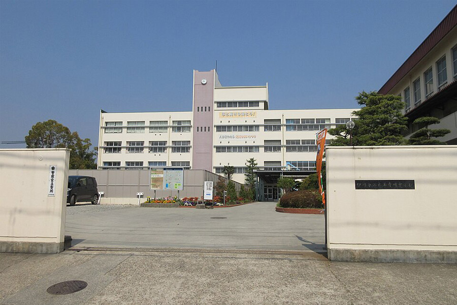 伊丹市立天王寺川中学校