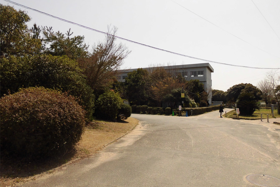 鳥栖市立鳥栖小学校